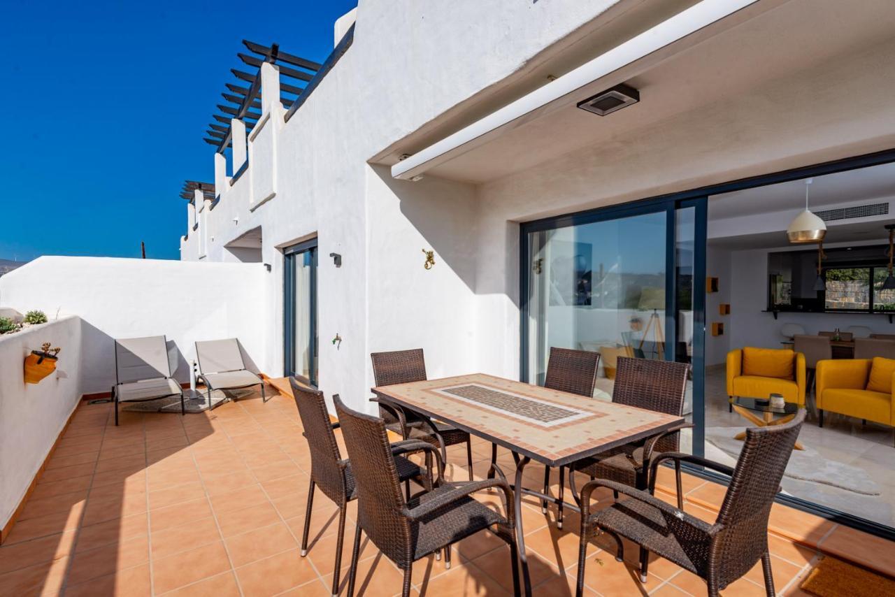 Lotus 2401 - Beautiful Apartment With Pool & Sea View Casares Kültér fotó